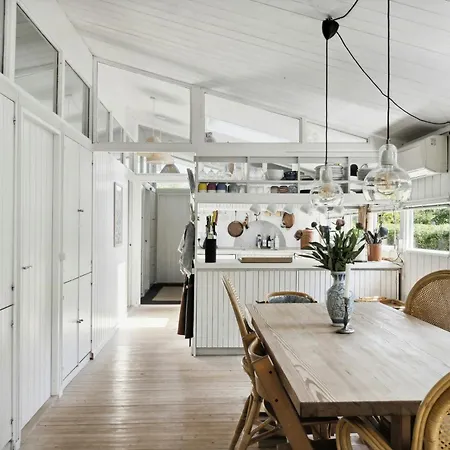 Сasa de vacaciones Peaceful Sea View In