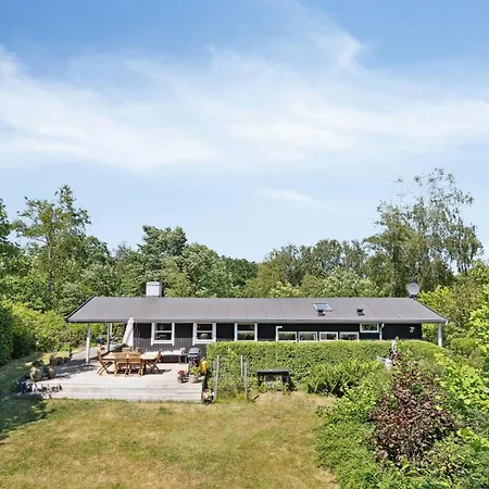 Сasa de vacaciones Peaceful Sea View In