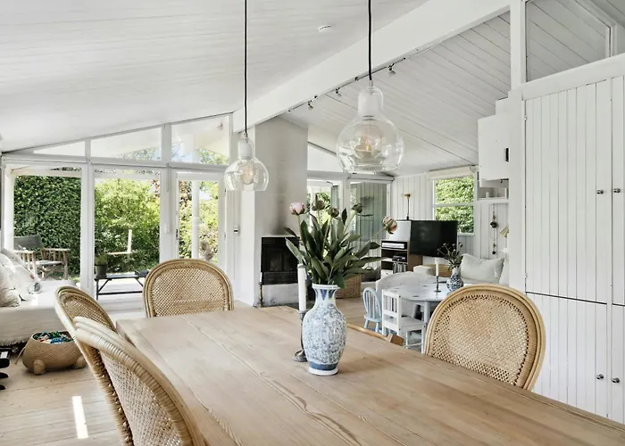 Peaceful Sea View In *